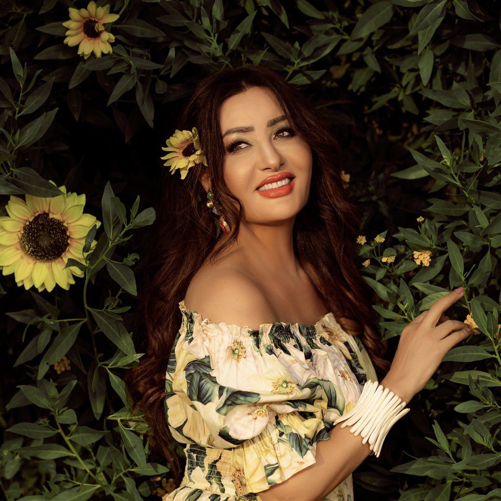 تويتر/ فيديو كليب أغنية أستاذ للفنانة لطيفة التونسية