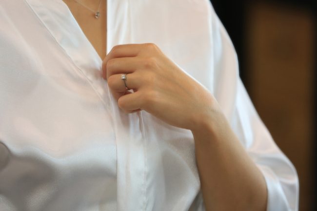 لا تفعلي هذه الأمور ببشرتك عند الزواج.. كوارث ما قبل الزفاف