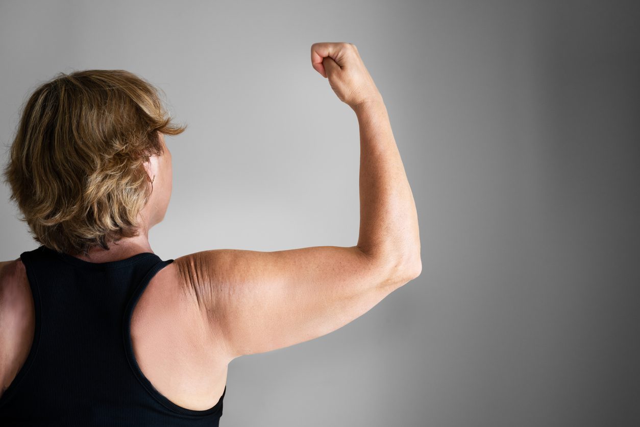 أسباب وعلاج ترهلات الذراعين