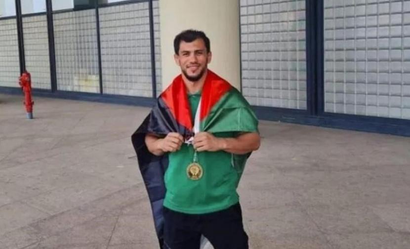 الرياضي الجزائري فتحي نورين