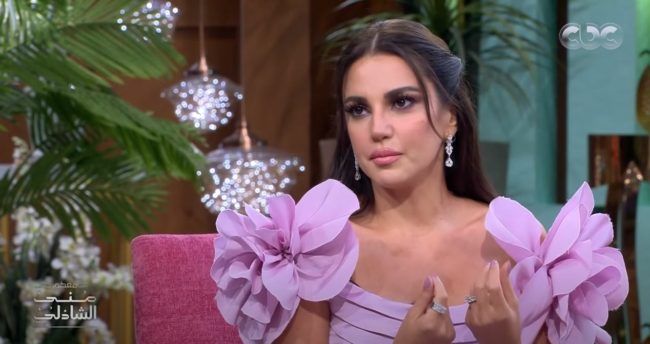 درة تحكي عن “عريس” تقدم لخطبتها فكانت نهايته في قسم الشرطة، ومواقف محرجة تتعرض لها