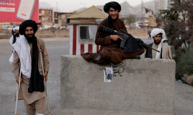 أمريكا وطالبان.. الساعة والزمن