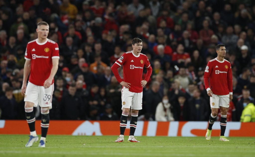 مباريات صعبة تنتظر مانشستر يونايتد (رويترز)