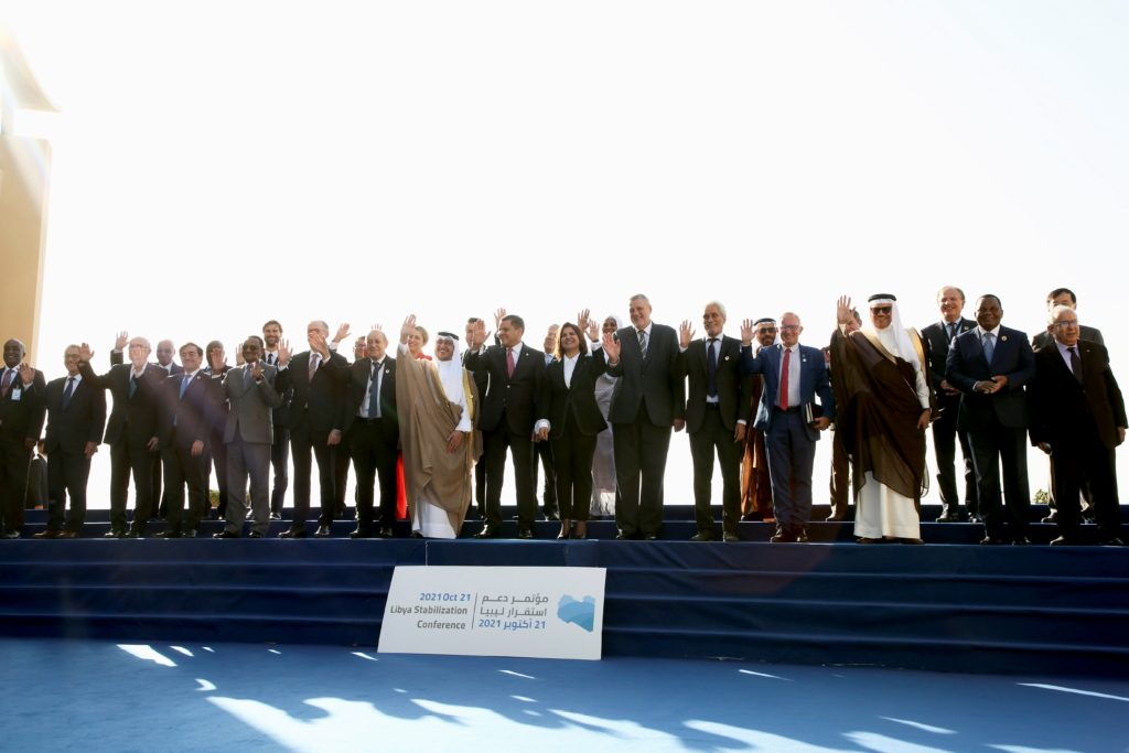 مؤتمر دعم ليبيا الذي كان بحضور 31 دولة للتأكيد على إجراء الانتخابات واستمرار عملية التحول الديمقراطي/ رويترز