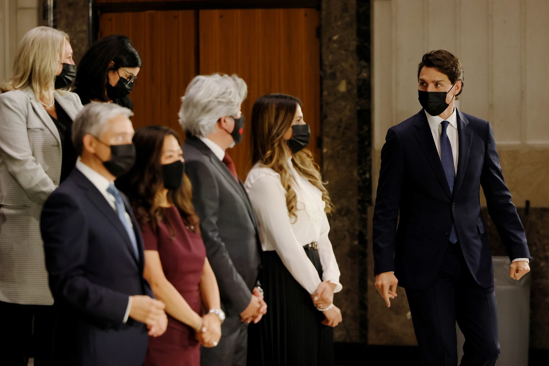 سيدتان تقودان وزارتَي الدفاع والخارجية بكندا.. ترودو يُجري تعديلاً كبيراً في حكومته الجديدة