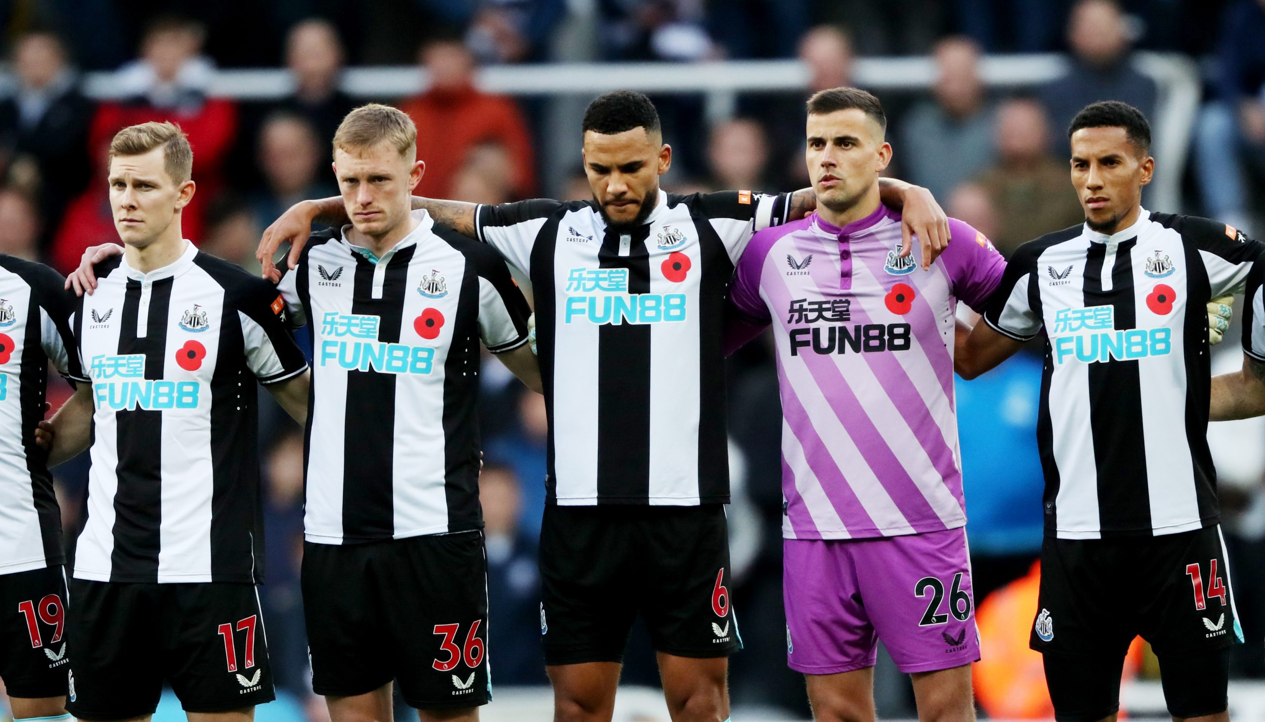 نيوكاسل يحتل المركز قبل الأخير في الدوري الإنجليزي (رويترز)