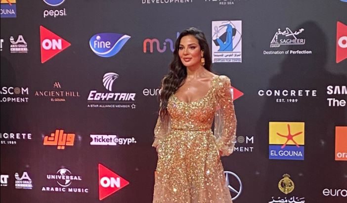 نادين نسيب نجيم تثير جدلاً بسبب مصطلح استخدمته في الجونة.. لكنها ترفض الاعتذار