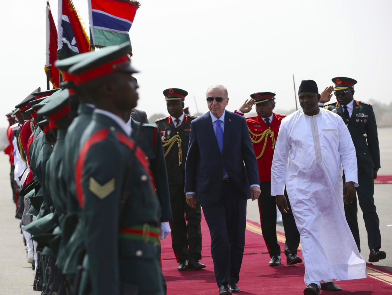 هل باتت تركيا تهدّد النفوذ الغربي في إفريقيا؟ هكذا تحولت أنقرة من قوة ناعمة إلى صلبة بالقارة السمراء