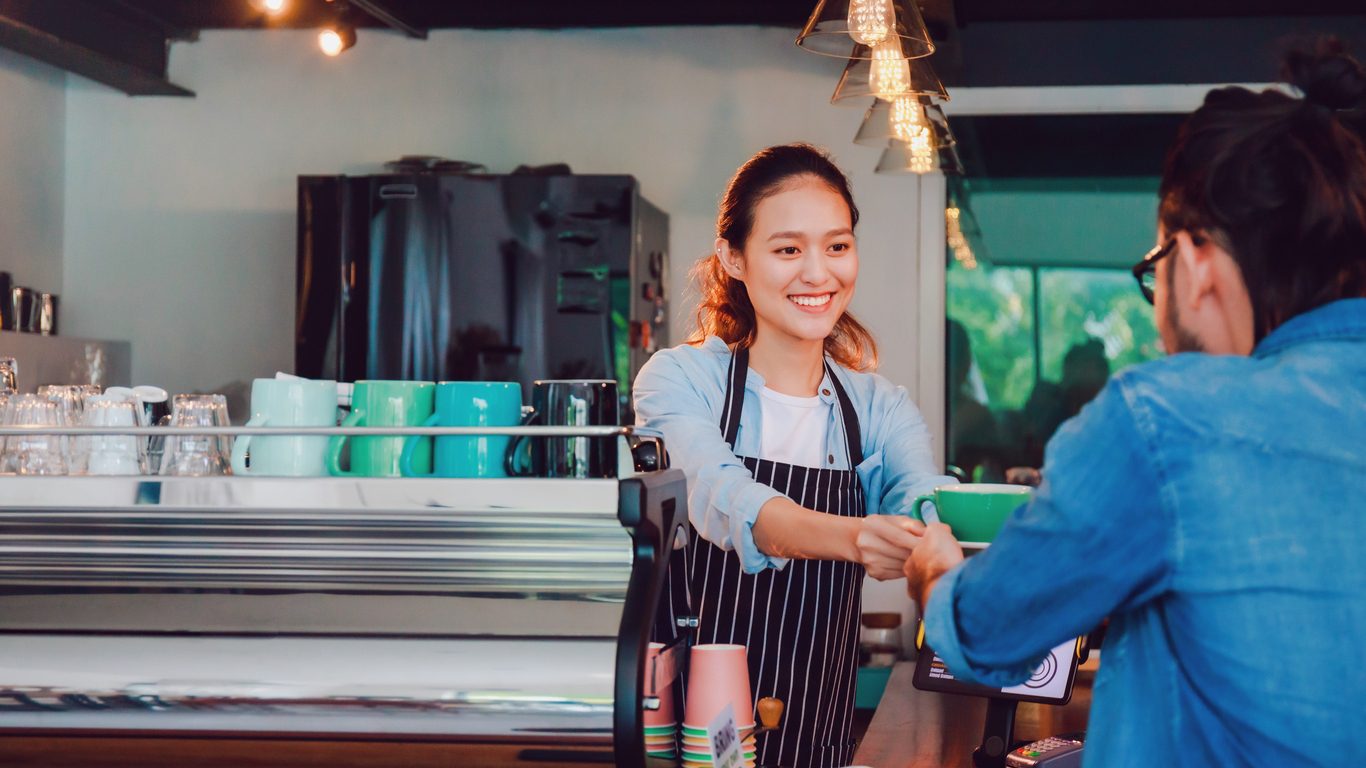 iStock/ البقشيش في اليابان يعتبر بمثابة إهانة