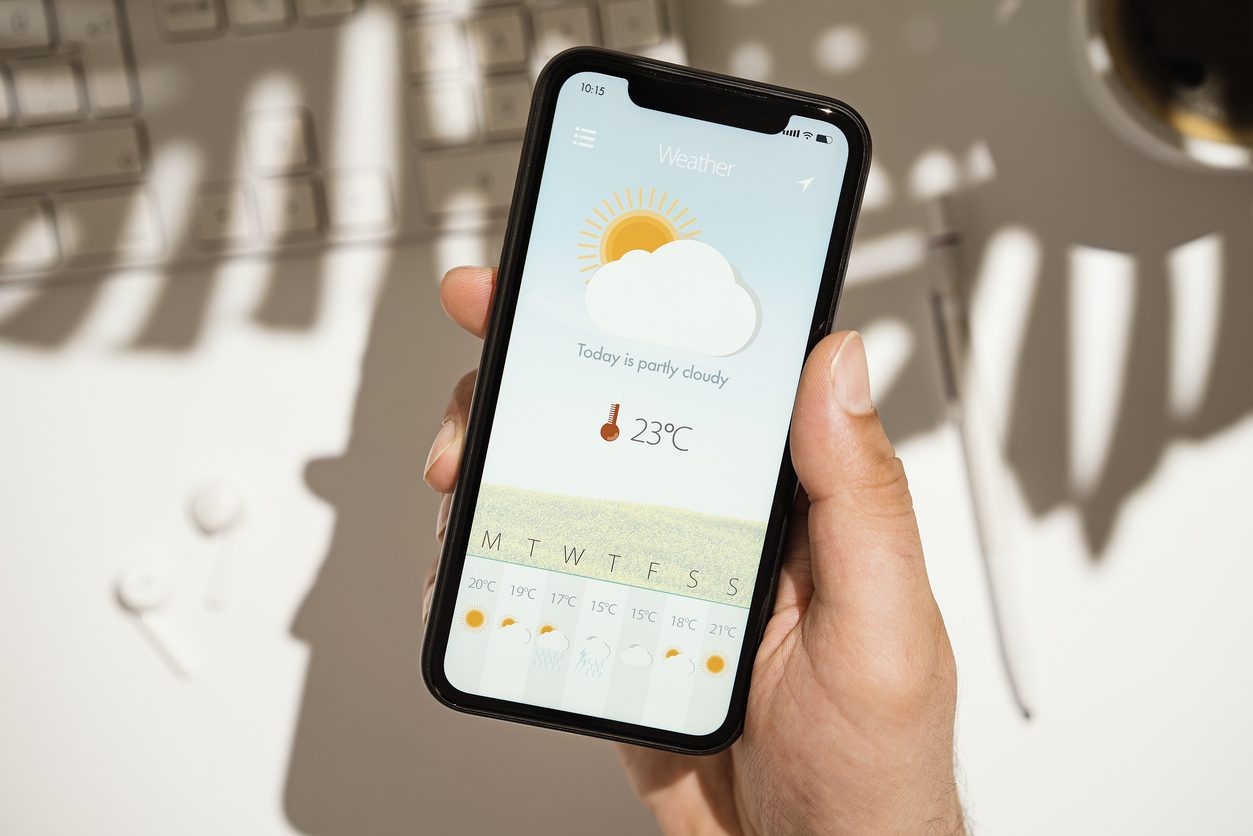 البابليون أول من اهتم بها والإغريق طوَّروها، تعرَّف على تاريخ “الأرصاد الجوية”