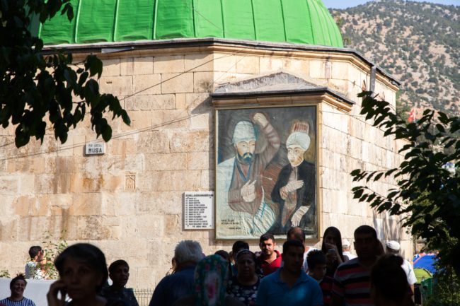 الأول يمثّل والثاني يتسوّل والثالث سمعته سيئة.. المحاكي والمكدي والقاص في تاريخ العرب