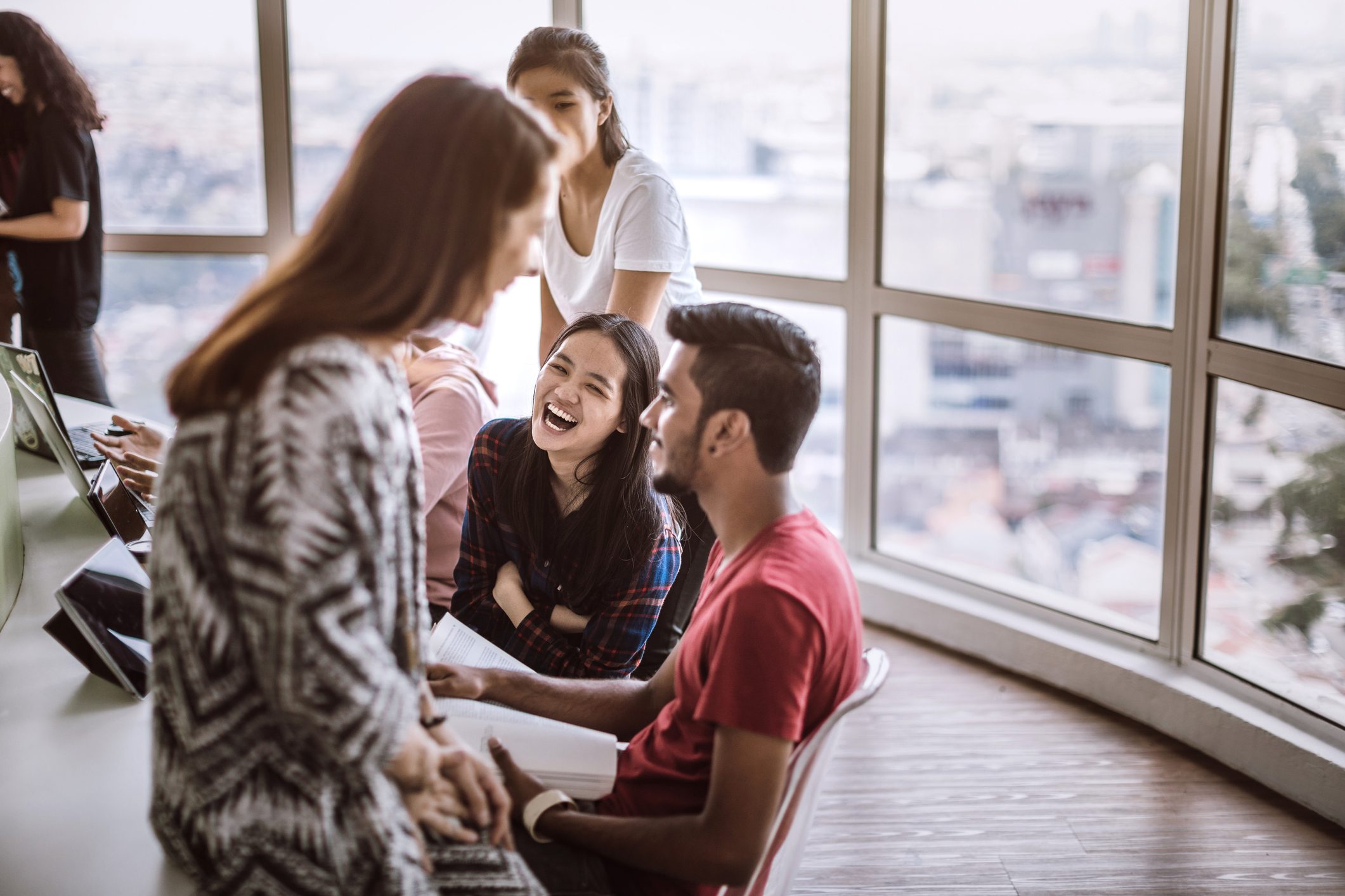 “مسخرة” في فصل اللغة الهولندية!