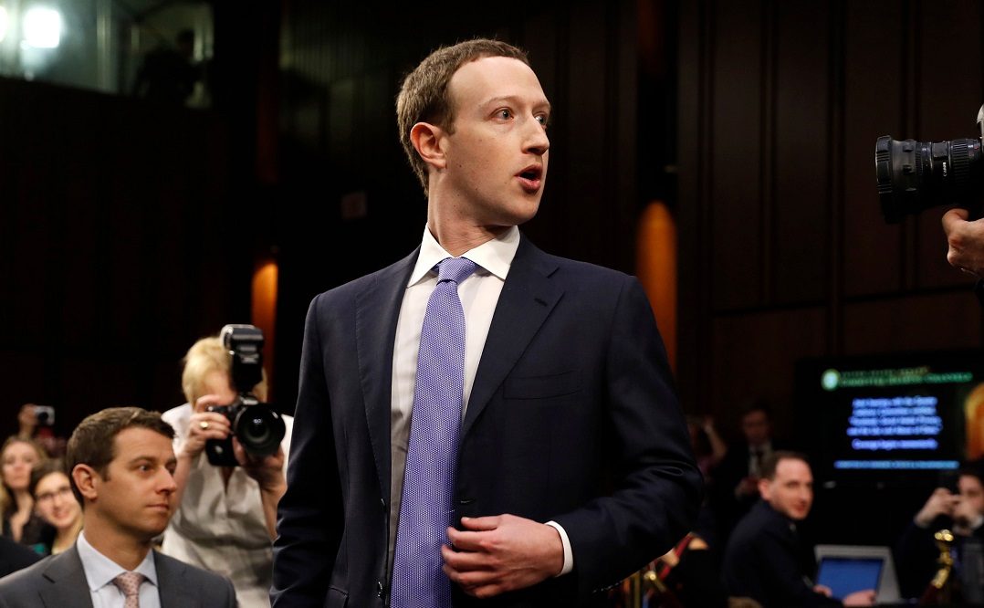 فيسبوك توقف عن العمل