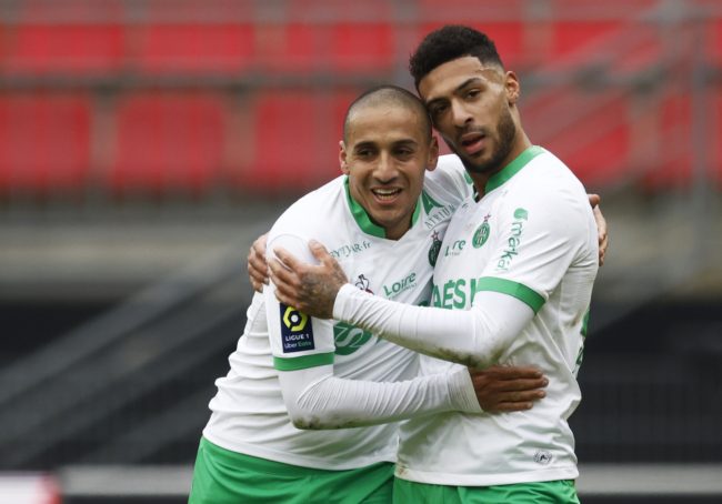 سدد الكرة من مسافة 68 متراً.. التونسي وهبي الخزري يسجل هدفاً مذهلاً في الدوري الفرنسي (فيديو)