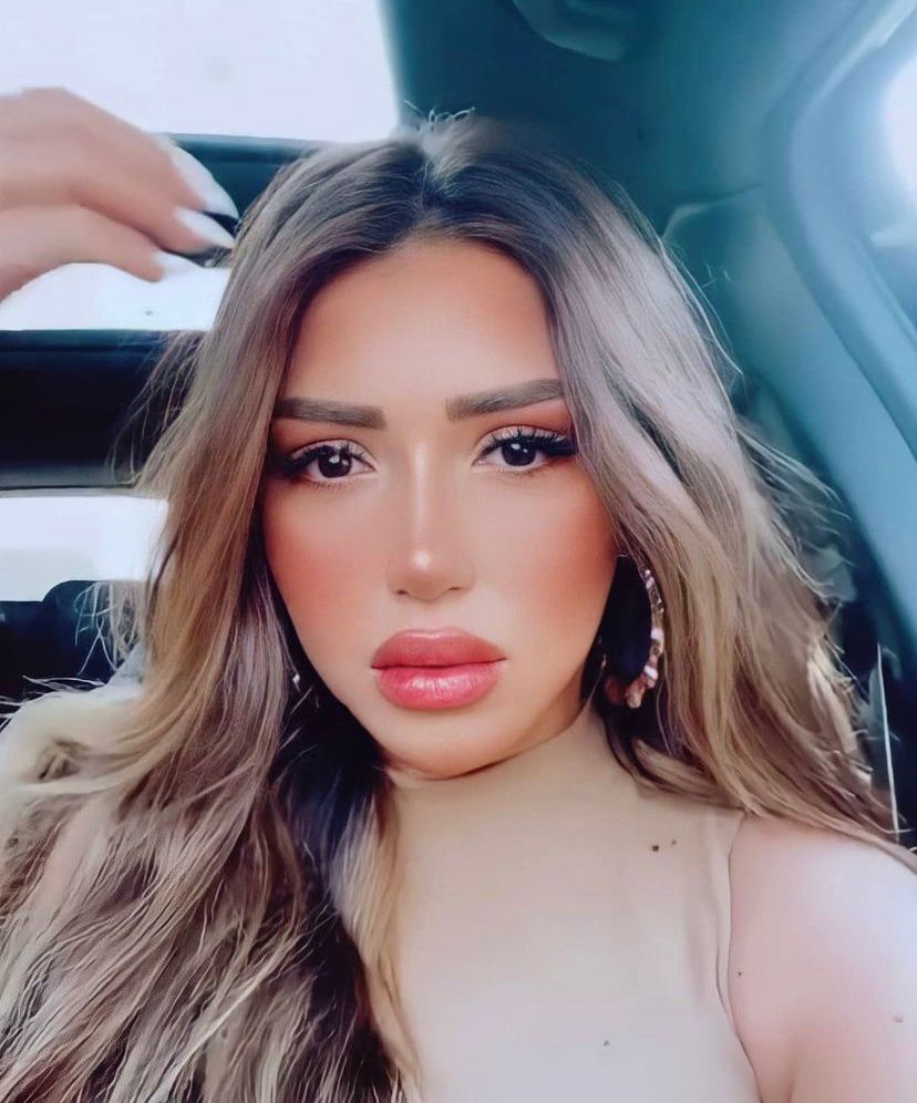 سارة سلامة \ مواقع التواصل الاجتماعي
