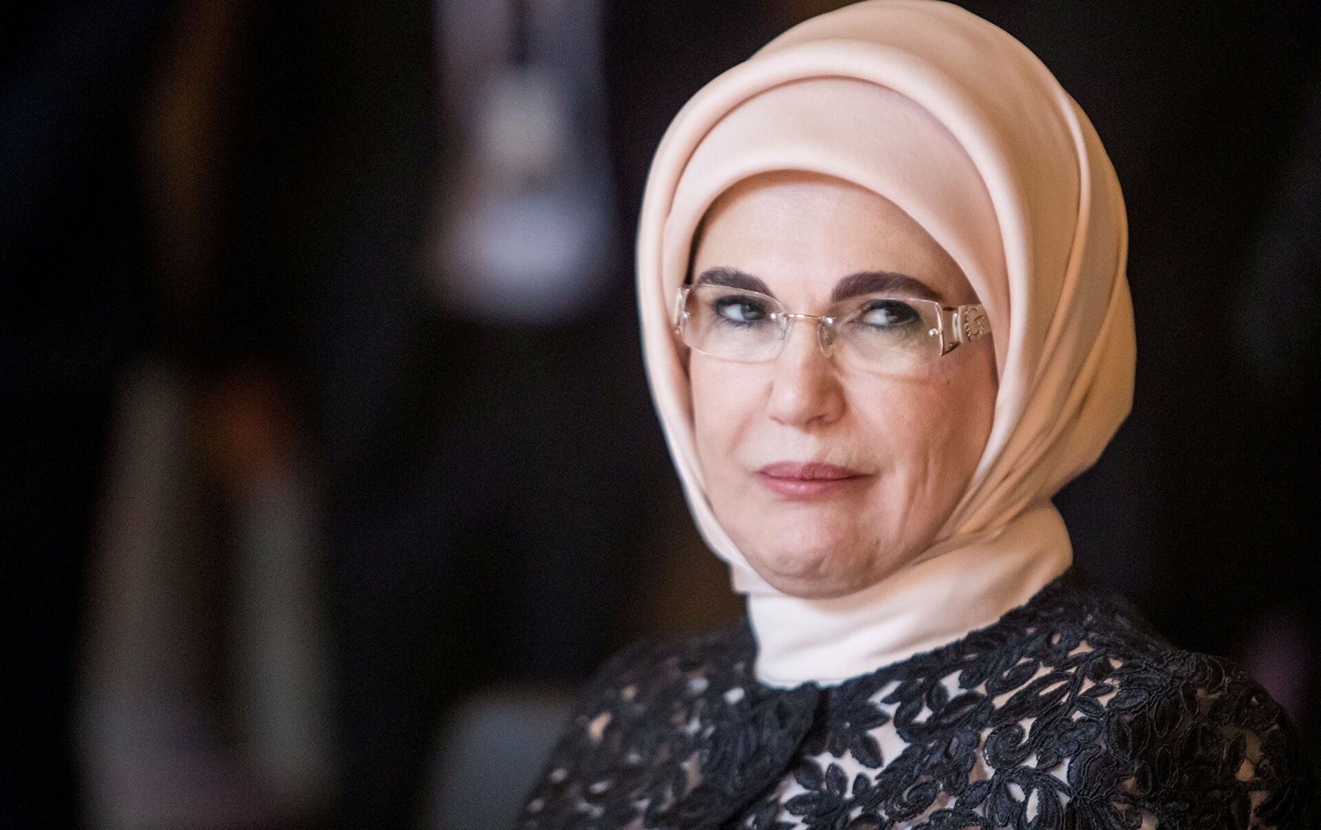 كيف تحافظ النساء الناجحات على حب أزواجهن؟ ما تعلمته من لقائي بأمينة أردوغان