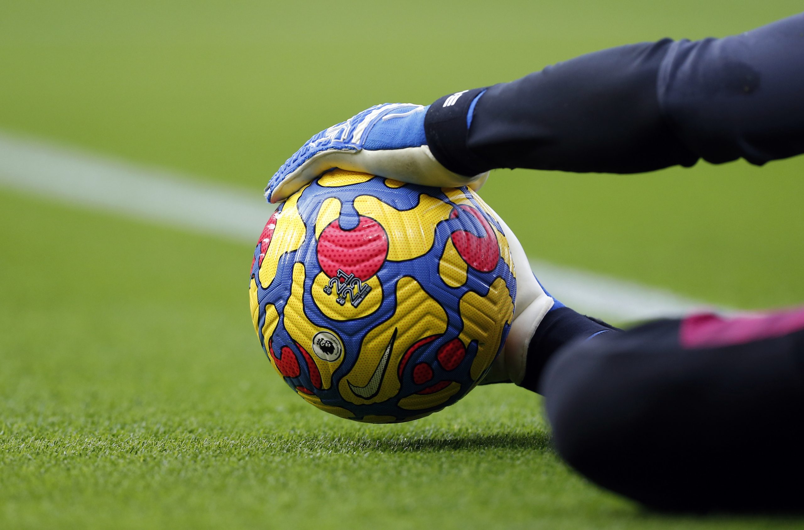 وفاة لاعب إنجليزي خلال مباراة