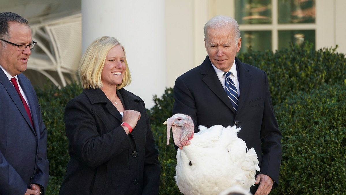 بايدن يعفو عن ديكين روميين