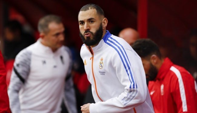 بنزيمة نموذج حي لفائدته.. والفيفا يؤكد: الصيام عامل محفز لتألق الرياضيين