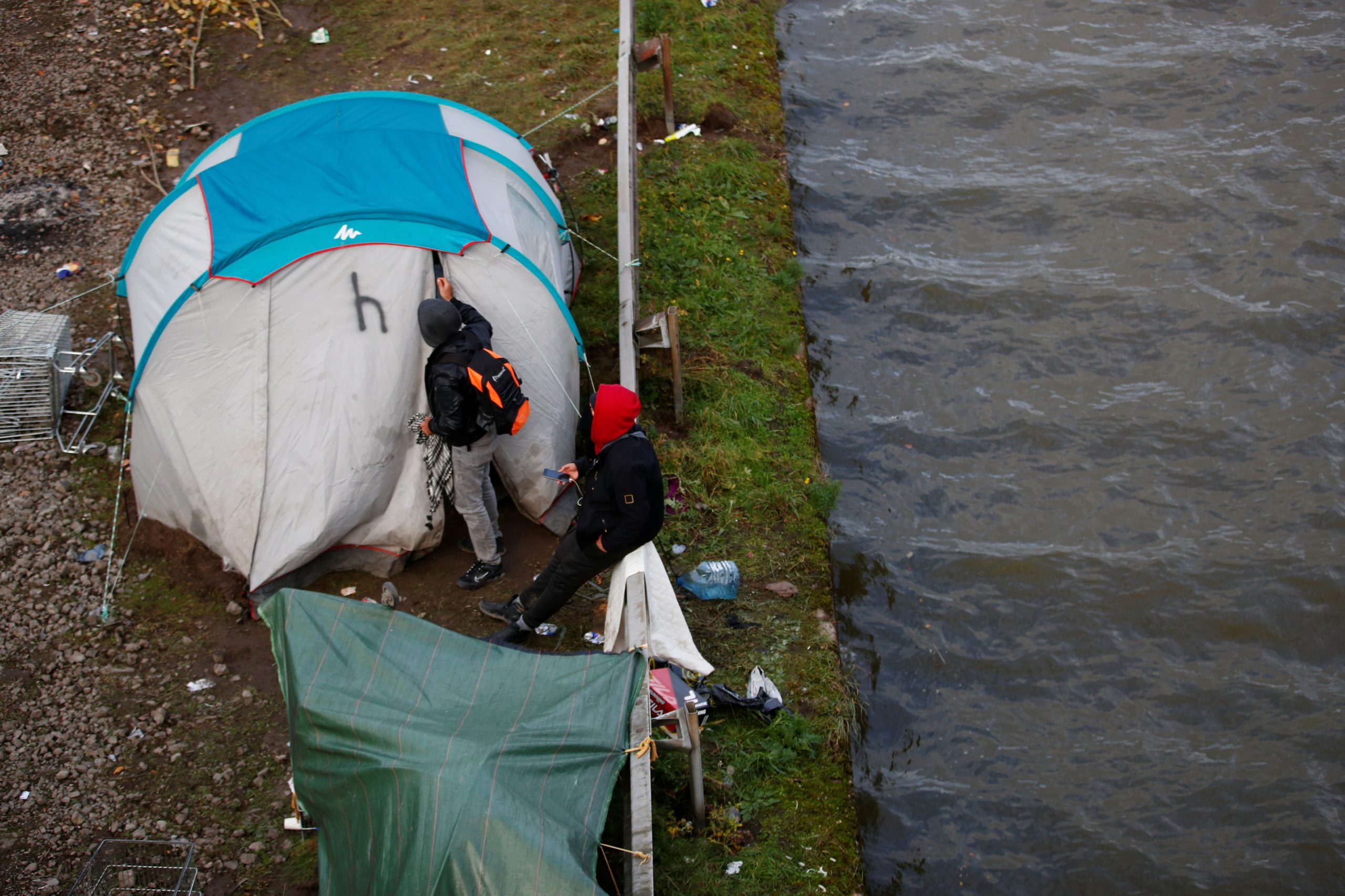 مهاجرين بريطانيا فرنسا قناة المانش
