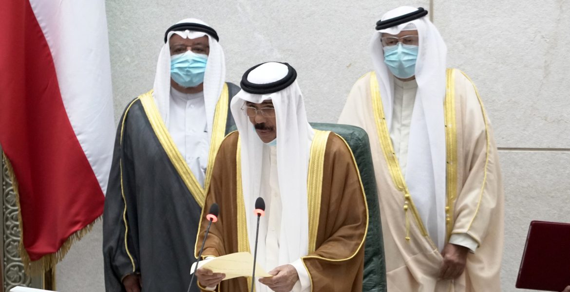 الكويت الحكومة الكويتية استقالة