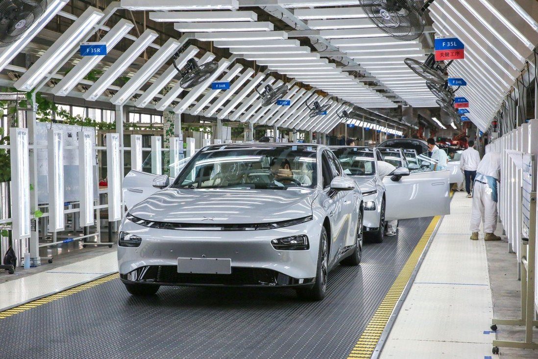 “سباق التسلّح في إنتاج البطاريات”.. كيف احتكرت الصين صناعة السيارات الكهربائية في العالم؟