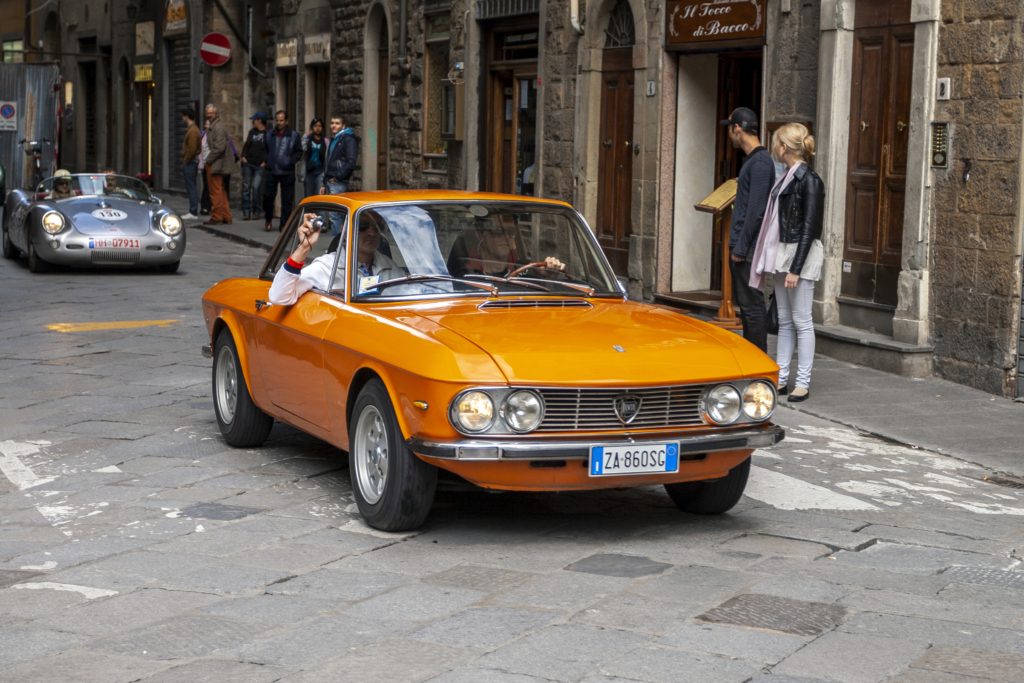 سيارة مركونة بإيطاليا منذ 47 عاماً