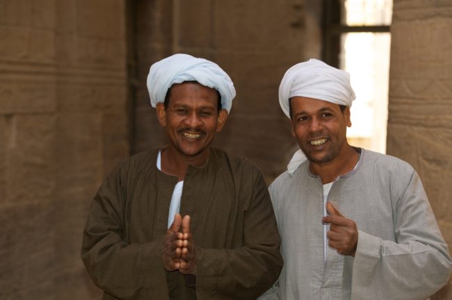 “يا بلح زغلول” و”الليلة يا سمرا”.. كيف أجادت الشعوب العربية “تشفير” أغانيها؟