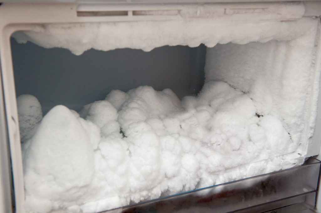 تراكم الصقيع في الفريزر