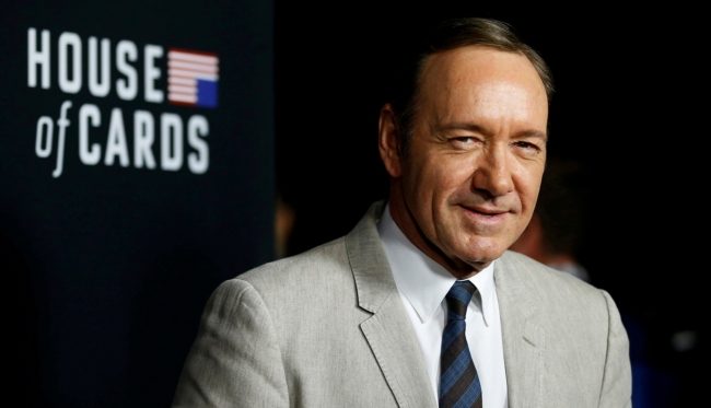 ضربة قاسية لبطل House of Cards.. سيدفع 31 مليون دولار للشركة المنتجة للمسلسل!