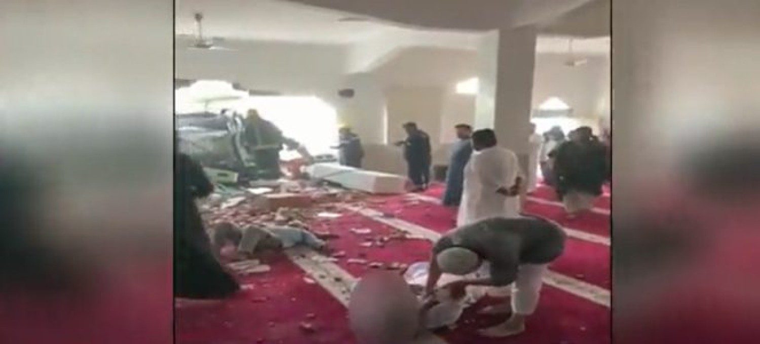 كاميرا مراقبة توثِّق حادثة اقتحام شاحنة لمسجد في السعودية.. كانت تسير بسرعة جنونية