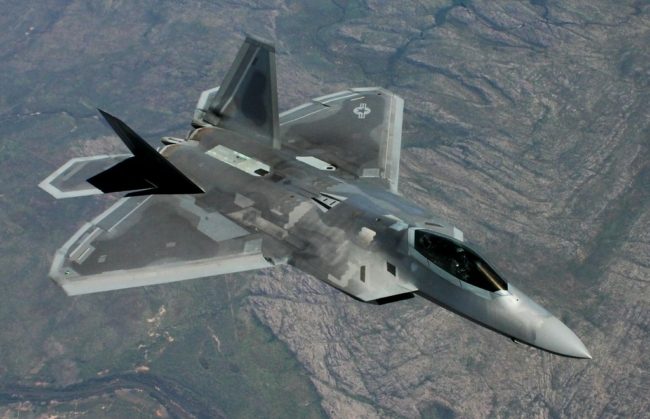 إحداها تعد الأسرع في التاريخ وأخرى كانت الأقوى.. أفضل 5 طائرات لم يشترِها الجيش الأمريكي وندم لاحقاً