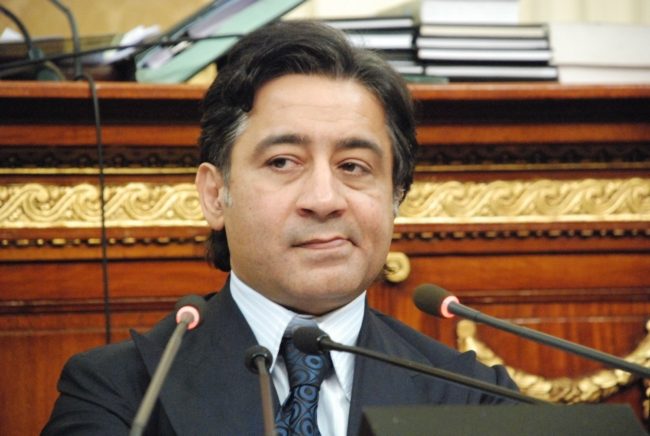 المخابرات ترث الأمن الوطني.. أبرز رجال الأعمال في مصر وولاء كل منهم للأجهزة السيادية