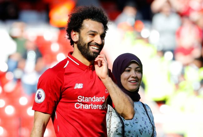 صور لزوجة النجم محمد صلاح تثير الجدل عبر الفيسبوك.. مدرب لياقة مصري نشرها وعلّق عليها