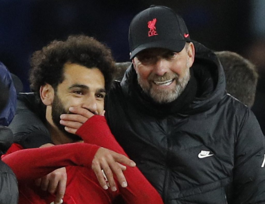 كلوب برفقة محمد صلاح (رويترز)