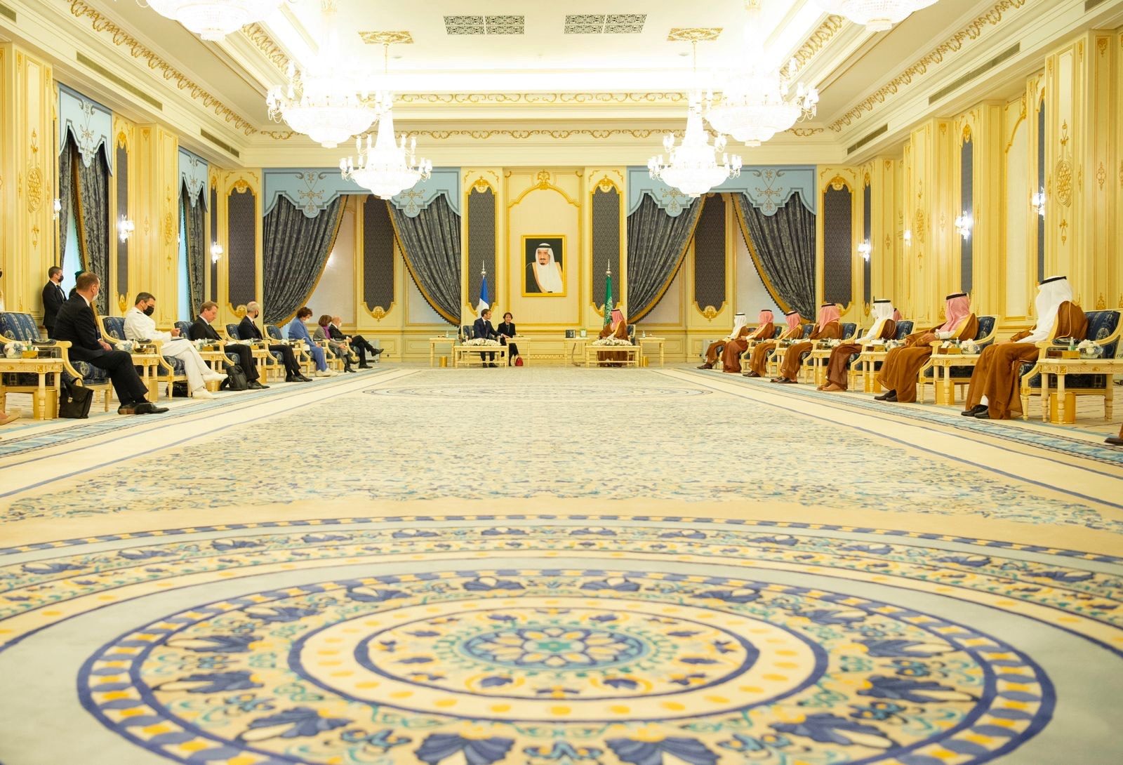 قلق سعودي فرنسي من “نووي” إيران و”الفساد” بلبنان.. هذه بنود البيان الختامي لزيارة ماكرون للرياض