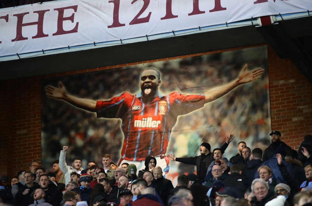 الشرطة البريطانية اعتذرت على حادثة قتل داليان أتكينسون (رويترز)