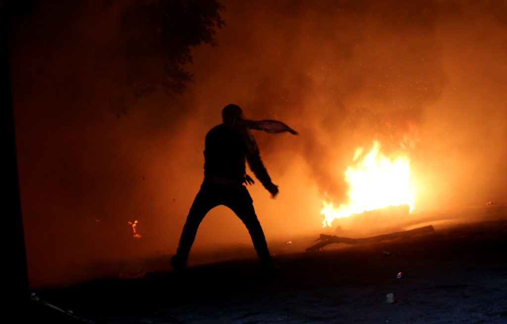 مواجهات عنيفة بين قوات الاحتلال وشبان فلسطينيين شمال الضفة/ الأناضول