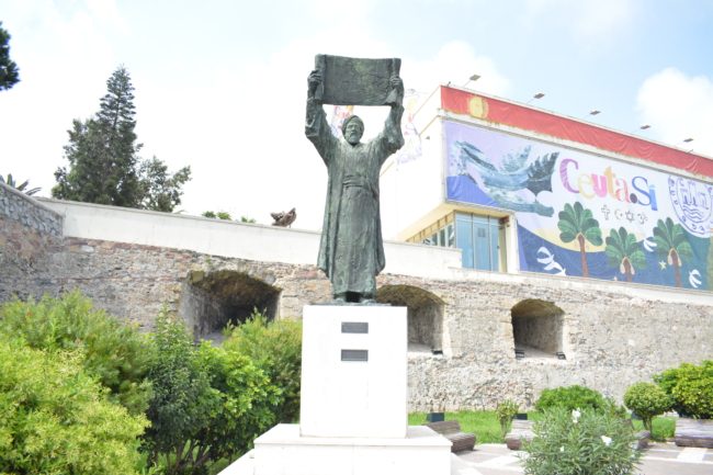 مدينة أوروبية فوق أرض إفريقية.. مدينة سبتة حيث يتعايش المسيحيون والمسلمون