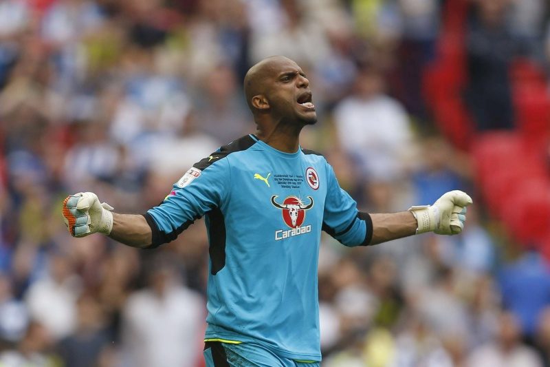 الحارس الدولي العماني السابق على الحبسي (رويترز)