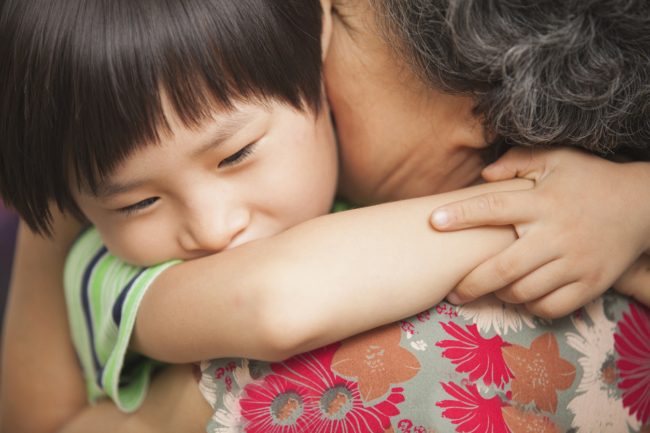 بعدما عقّمت النساءَ إجبارياً لتقليل السكّان.. لماذا تحثّ الصين مواطنيها الآن على زيادة النسل؟