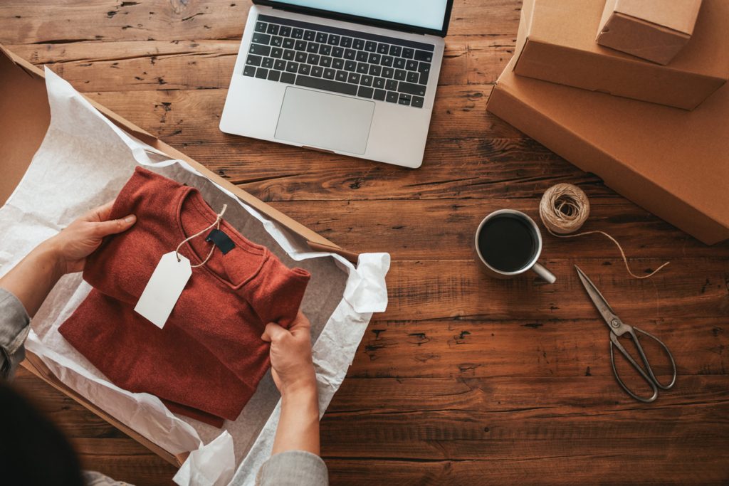 التسوق عبر الإنترنت