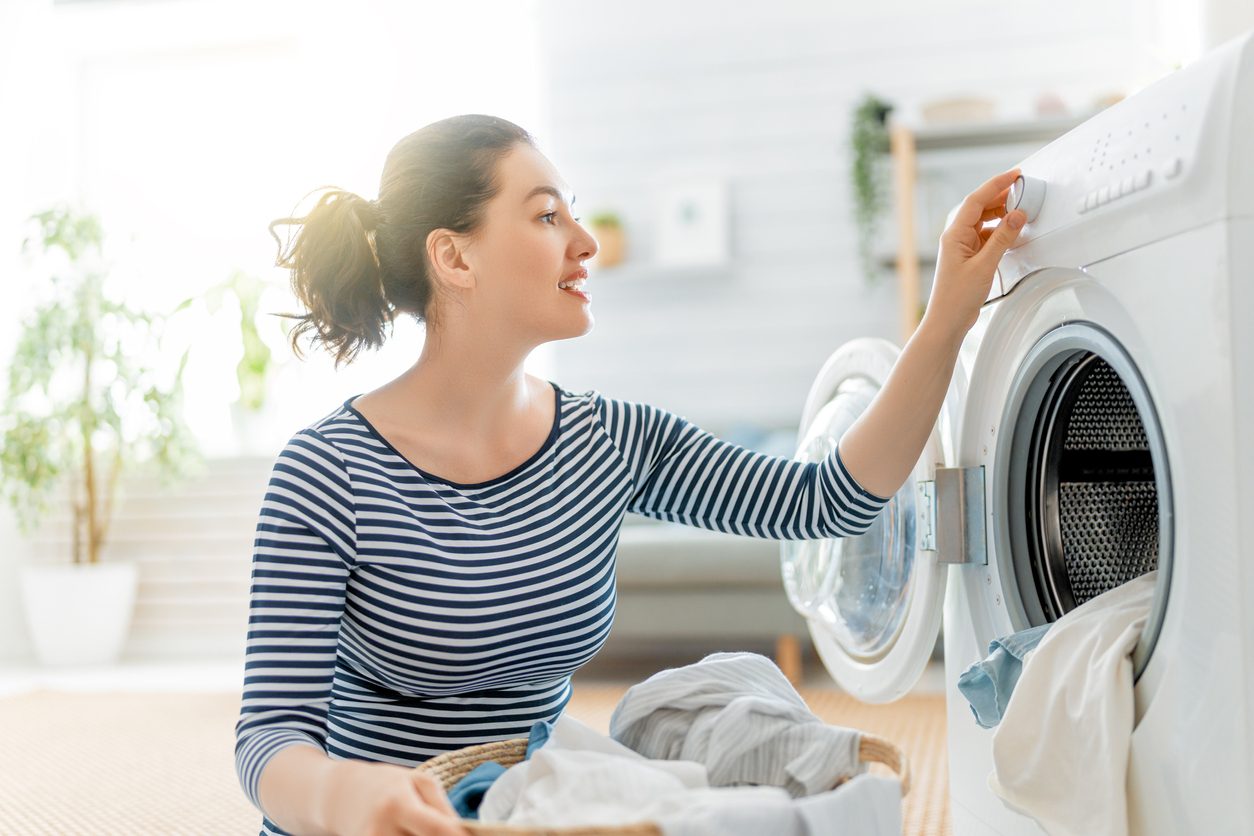 iStock\ حيل مفيدة لغسيل الملابس