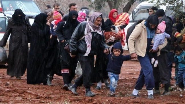 “حاكِموهم أو أعِيدوهم إلى أوطانهم”! مطالب بإنهاء أزمة عشرات الآلاف من المعتقلين في شمال شرقي سوريا