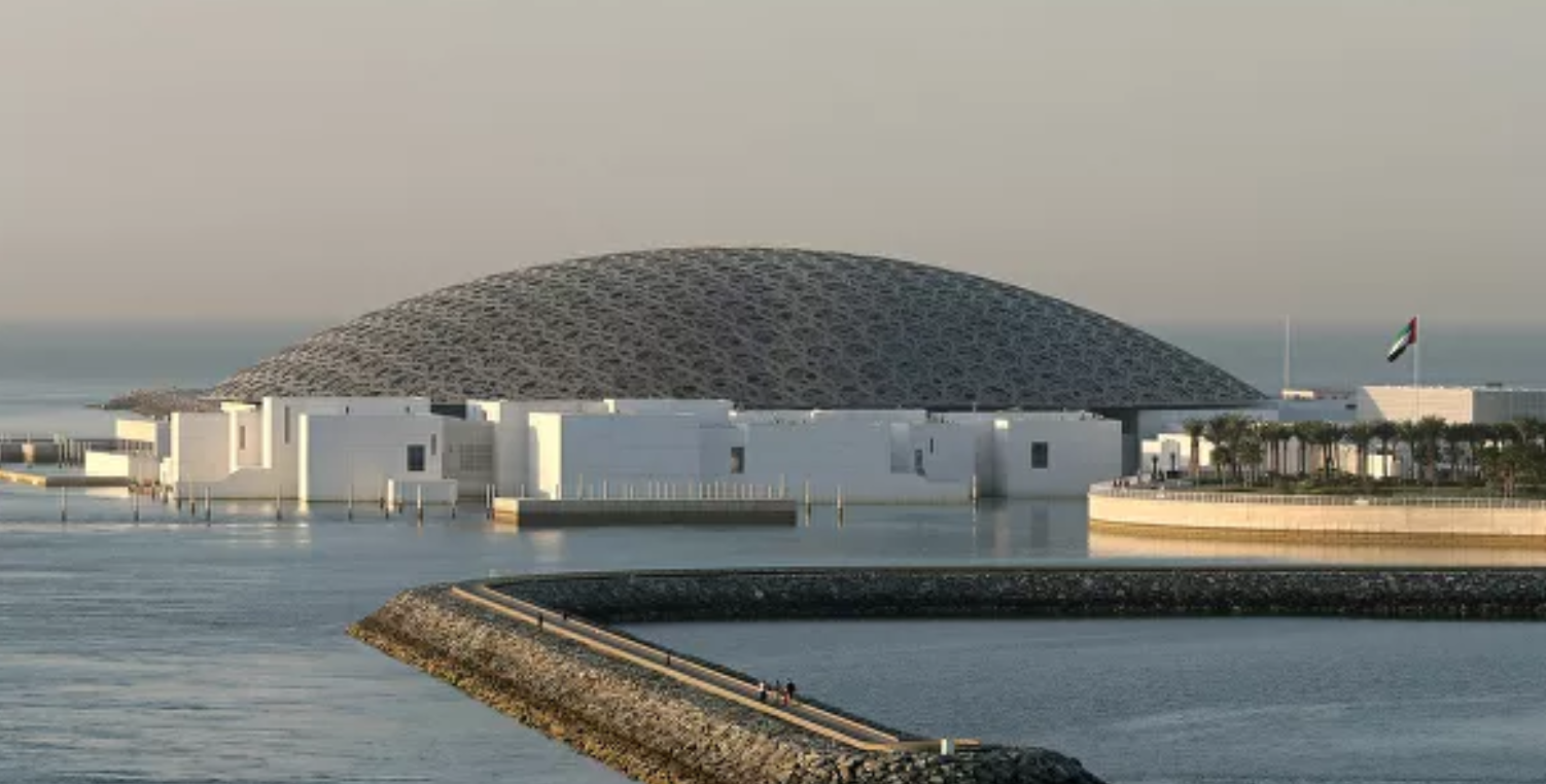 لماذا تحوَّل مشروع أبوظبي لإنشاء فرع لمتحف غوغنهايم الأمريكي الشهير إلى مأزق للمؤسسة المالكة له؟