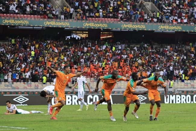 لماذا عادت الجزائر مبكراً من الكاميرون؟