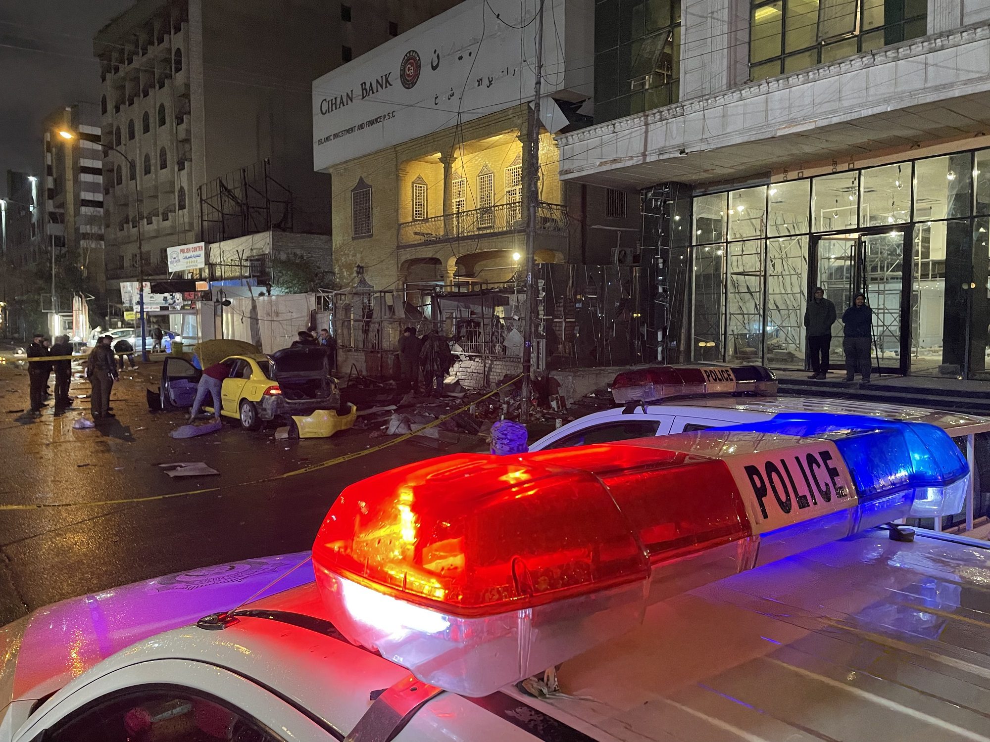 انفجاران يهزان وسط العاصمة العراقية بغداد.. تسبّبا في بعض الإصابات، والسلطات تفتح تحقيقاً (فيديو)