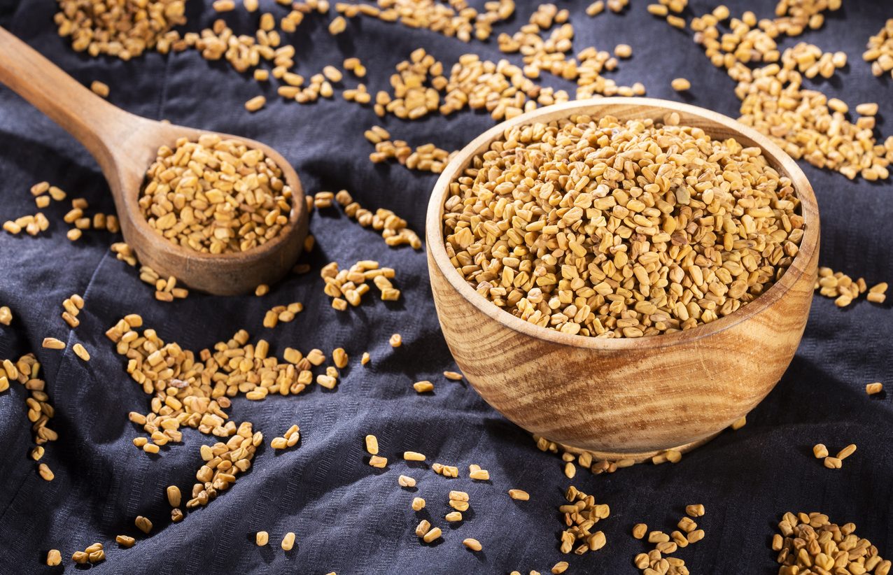 فوائد واستخدامات الحلبة المطحونة للبشرة