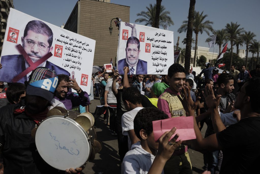 مظاهرات مناهضة للرئيس الراحل محمد مرسي في القاهرة في ٣٠ يونيو ٢٠١٣ قبل الانقلاب عليه بأيام- Istock