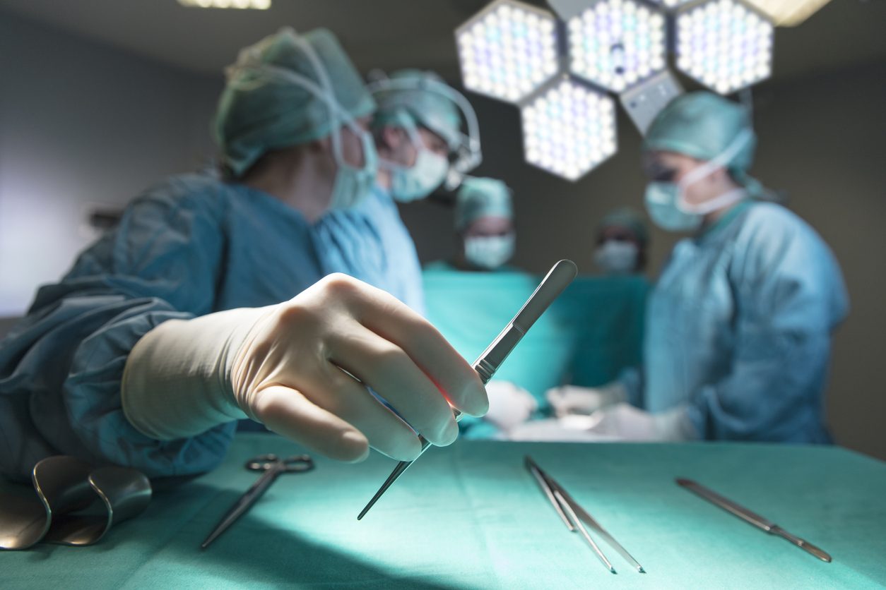 زراعة قلب خنزير في جسد إنسان\ صورة تعبيرية \ iStock